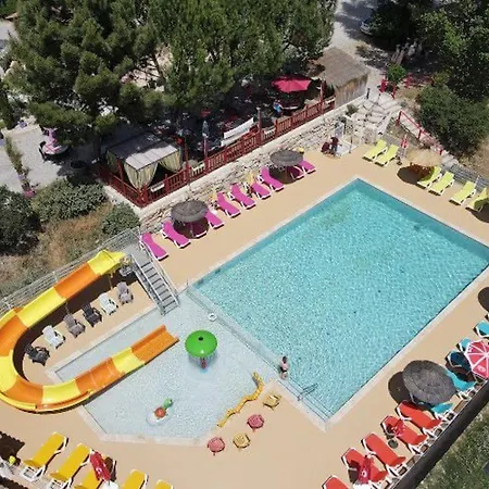 Campsite Mobil-home Spacieux Avec Terrasse Pour 6 Personnes A - Api-1-52-487 *