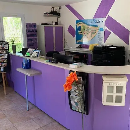 Campsite Mobil-home Spacieux Avec Terrasse Pour 6 Personnes A - Api-1-52-487